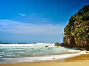 Pantai Watu Kodok