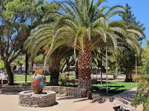 Pomaire Plaza