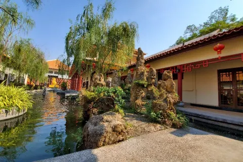 Thai-Chinese Cultural Center