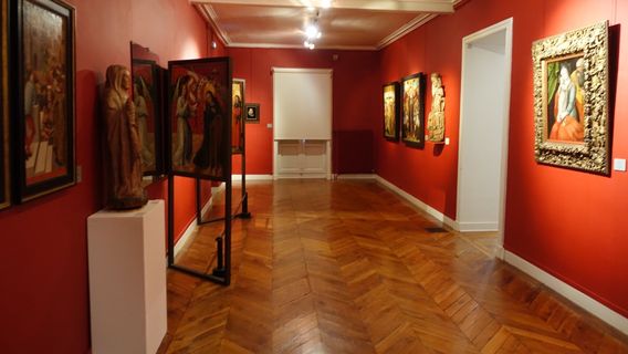 Musee de Beaux Arts et d'Archeologie Joseph Dechelette