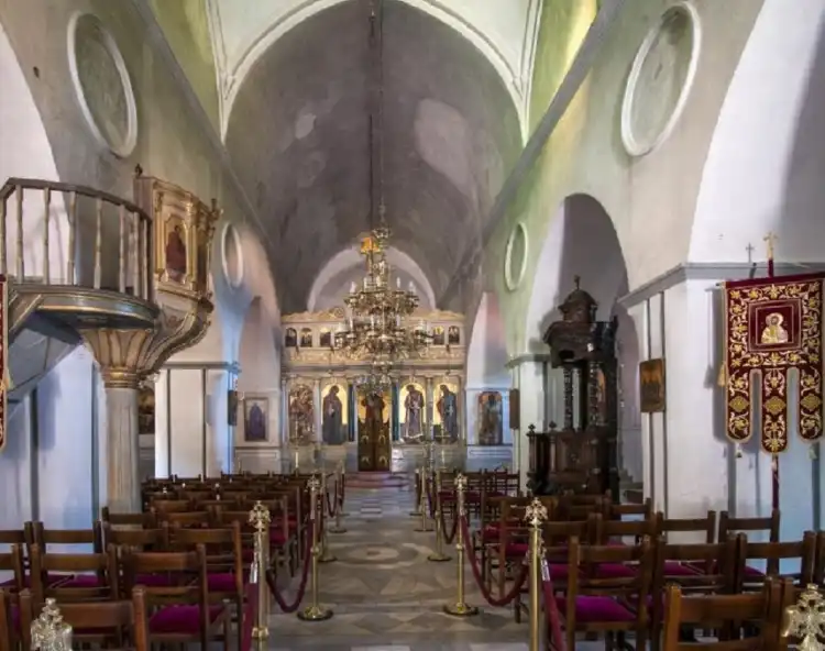 Hotels near Church of Christ in Chains (Christos Elkomenos)