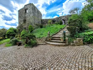 Usk Castle