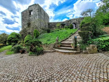 Usk Castle