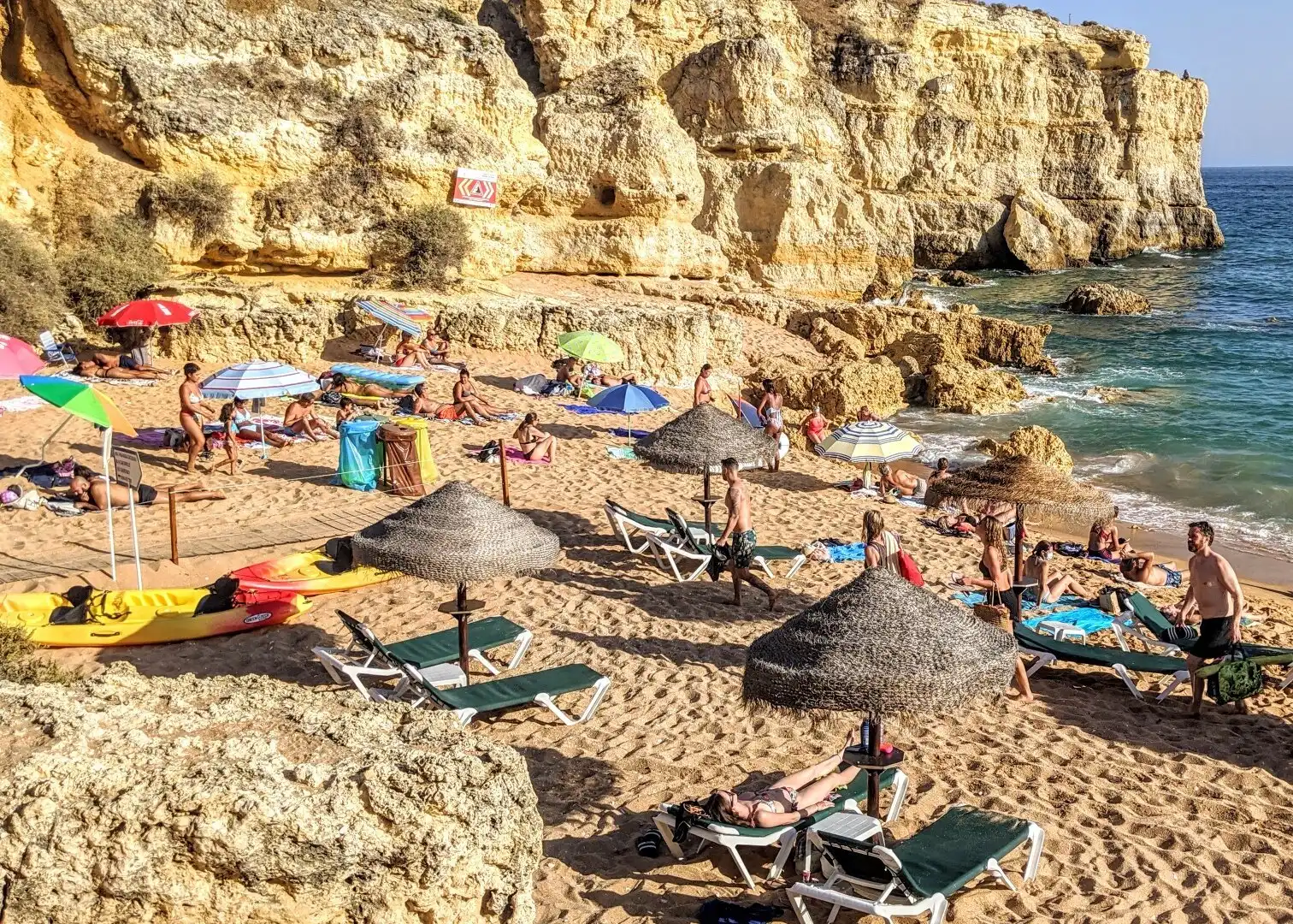 Hotels near Praia da Coelha
