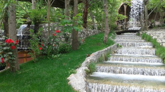 original waterfall Yakapark