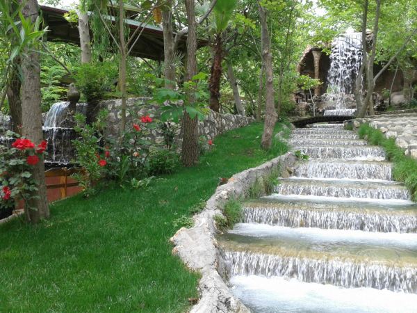 original waterfall Yakapark