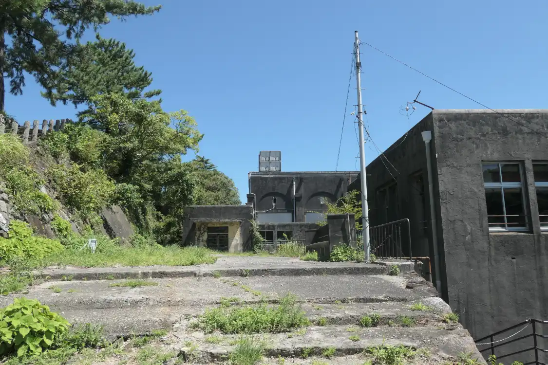 Hotels near Former Toba Elementary School