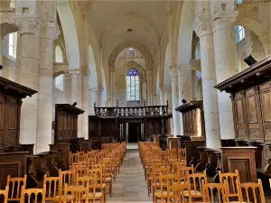 Abbaye de Saint Junien de Nouaillé-Maupertuis