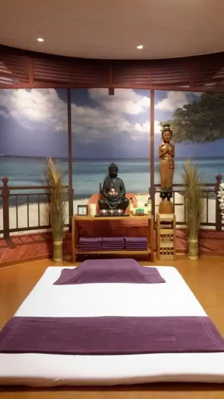 Hotels near Tukta Thaimassage