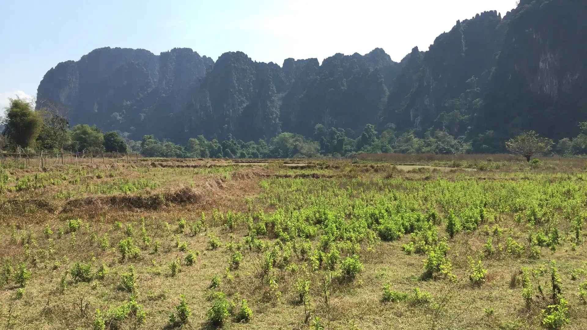 Hotels near Num Bor Keo Cave