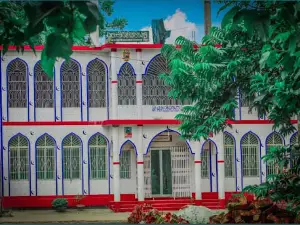 Aisha Abdulla Al-Mehri Mosque