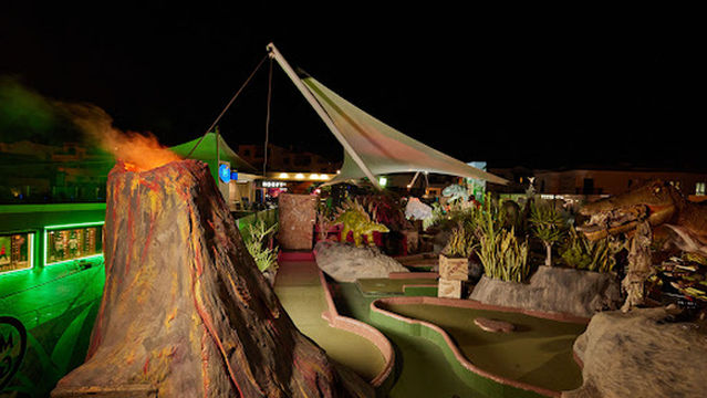 JURASSIC KINGDOM CRAZY GOLF ADVENTURE at Rooftop Lanzarote