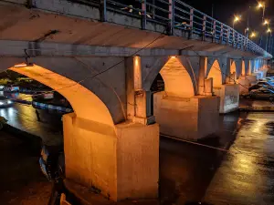 Davazdah Cheshme Historical Bridge