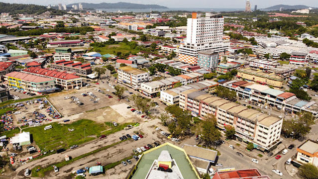 Pasar Malam Inanam Point