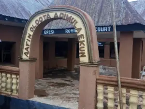 Oloota's Palace