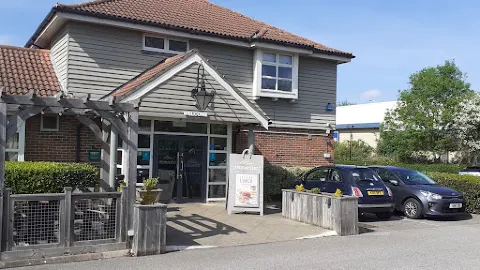 Harvester Orchard Bedford in 베드퍼드