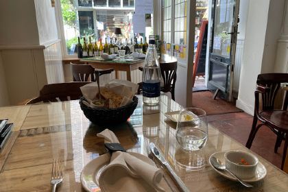 Momenti-Italian cuisine