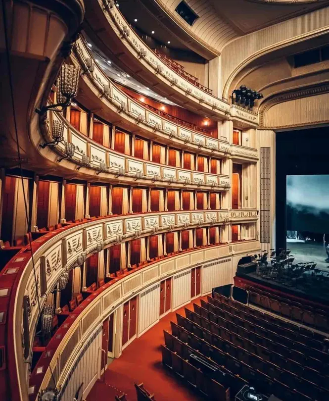 4_โรงอุปรากรแห่งเวียนนา