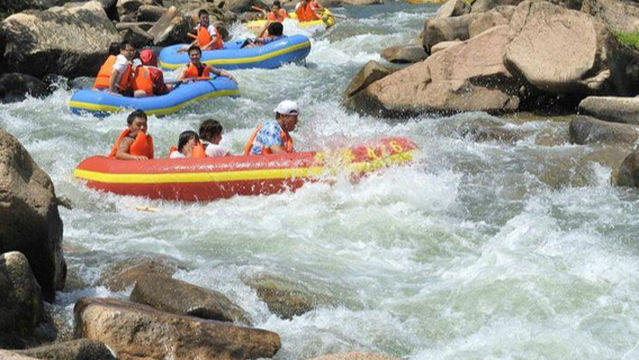 Huaguo Mountain Rafting