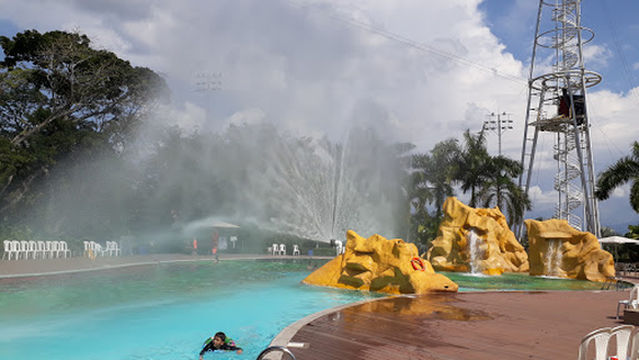 Club Comfamiliar Los Lagos