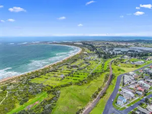 Surfside Holiday Park
