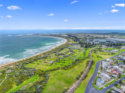 Surfside Holiday Park