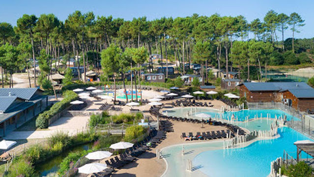 Sandaya Soustons Village (eg Fram kind)