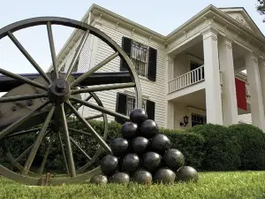 Lotz House