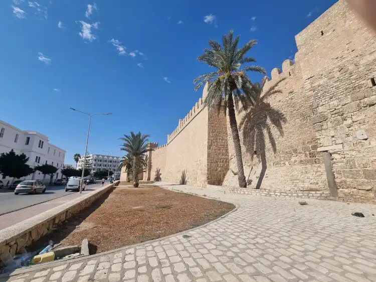 Hoteles cerca de El Ribat