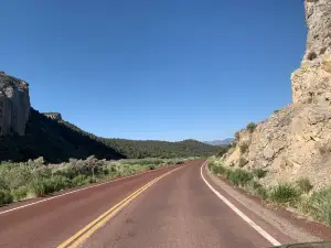 Cave Lake State Park