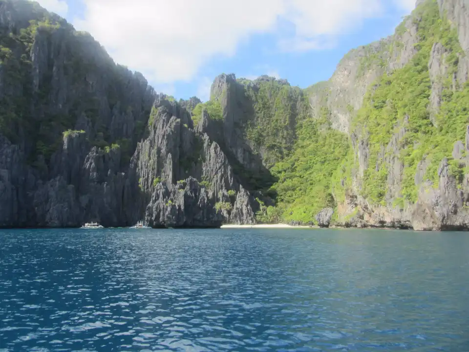 5_Hidden Beach
