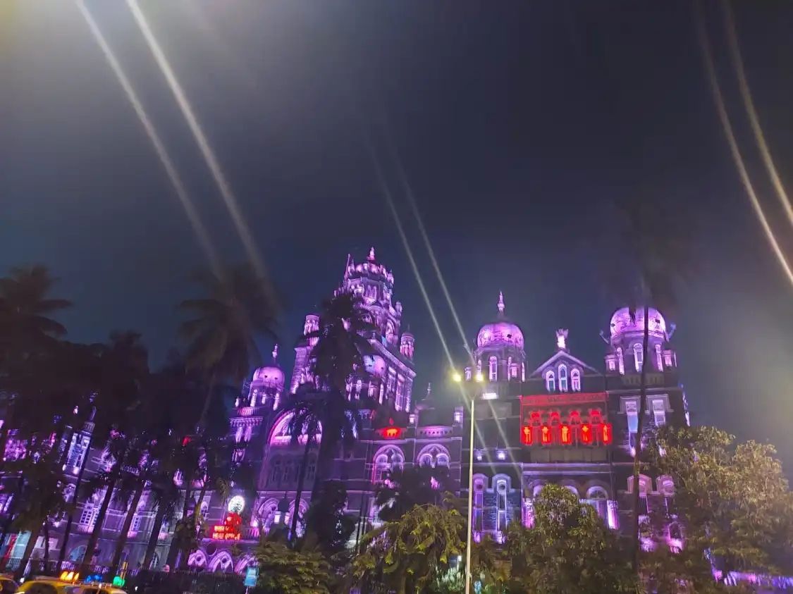 Hotels near Churchgate Railway Station