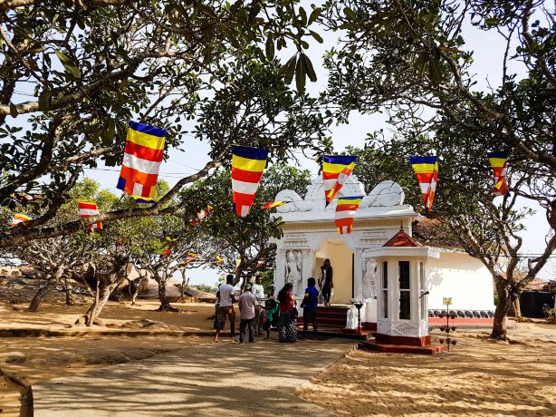 Kirinda Vihara Maha Devi Temple
