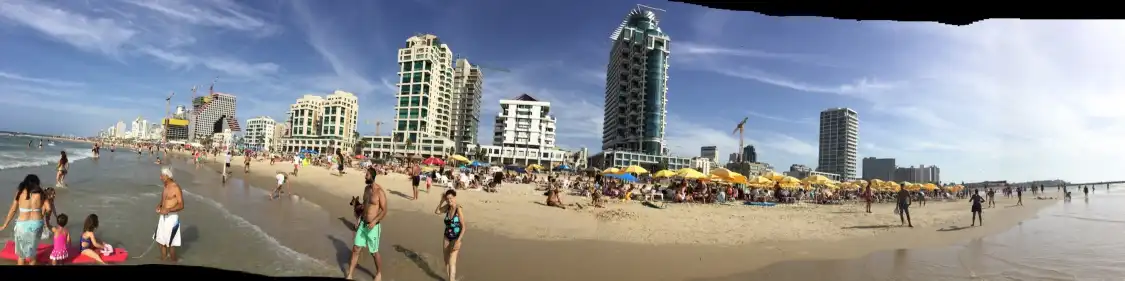 Banana Beach 주변 호텔