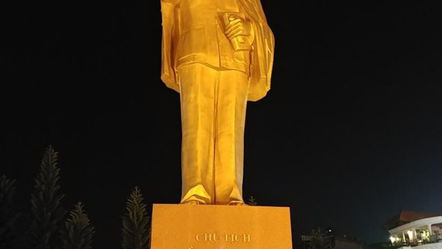 Ho Chi Minh Monument