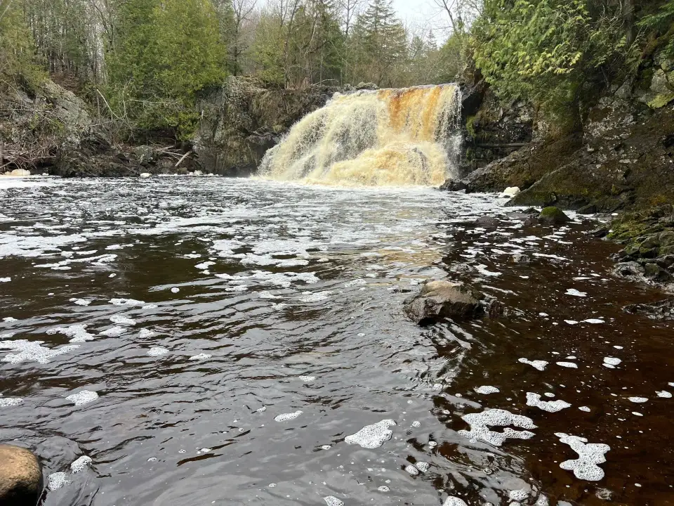 4_Interstate Falls