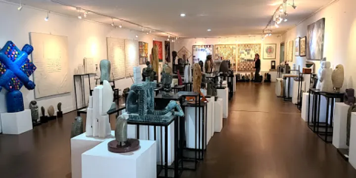 國際現代美術館