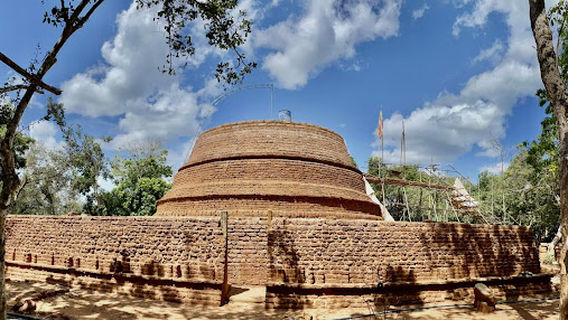 Kurundi Ancient Buddhist Temple