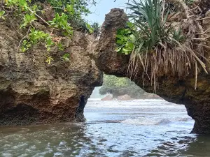 Pantai Pelang
