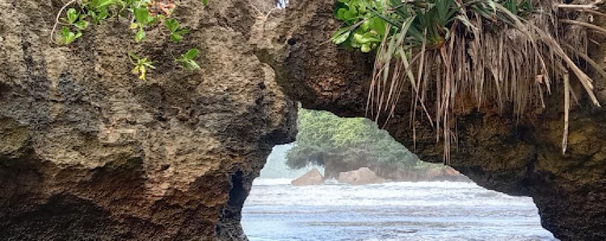 Pantai Pelang