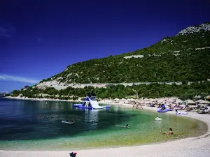 Moračna Beach