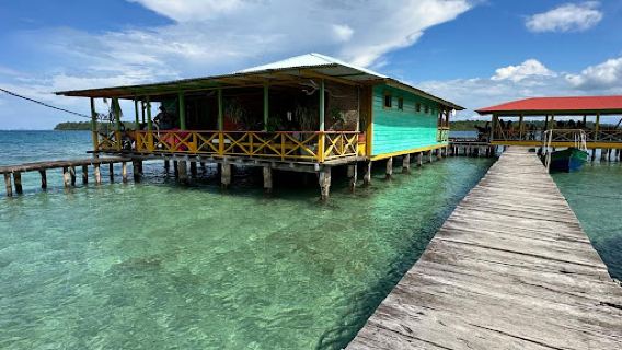 Barco Hundido Bar