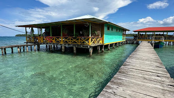 Barco Hundido Bar