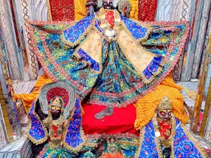 Chaturbhuj Temple