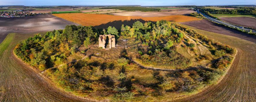 Ruins of the Chapel Exaltation. Crisis