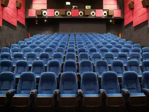 Village Cinemas Volos