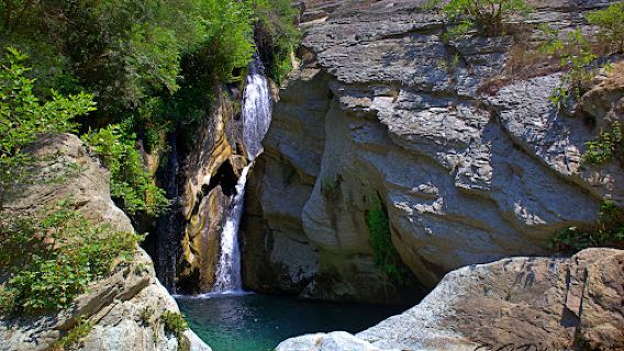 Ujëvara e Bogovës - Bogovë Waterfall