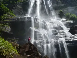 Air Terjun Terinting