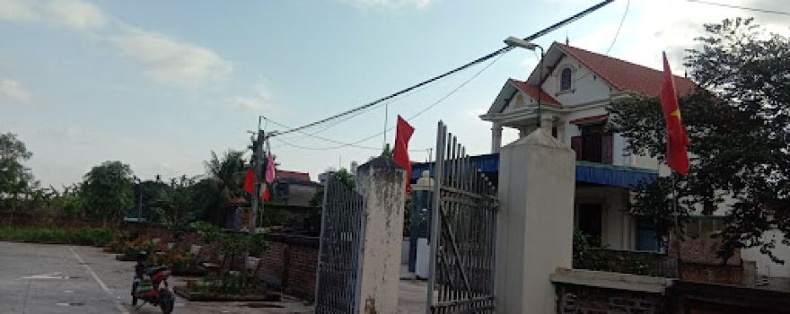 Nhà văn hoá thôn Đại Tiến