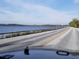 Sand Bar State Park
